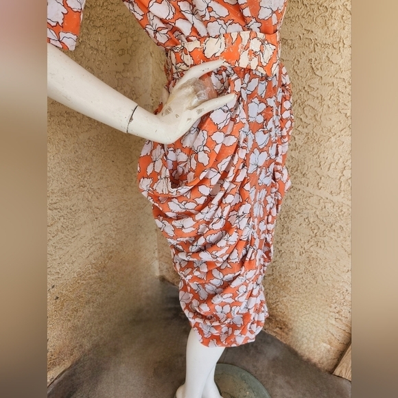 SEXY VINTAGE TEA PARTY DRESS - Picture 4 of 12